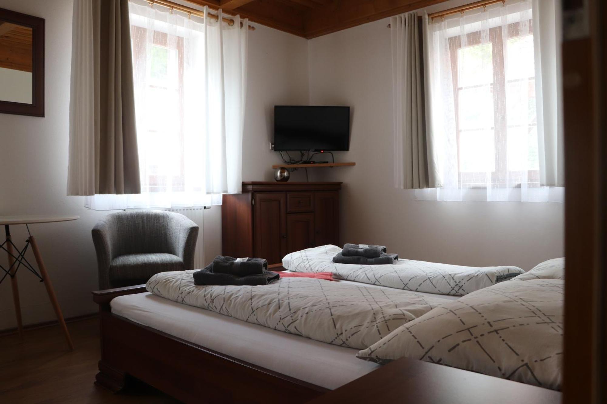 Hotel Zevluv Mlyn à Nové Hrady Extérieur photo
