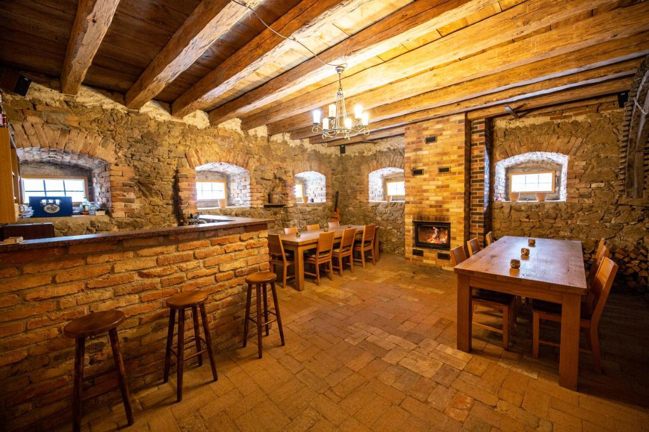 Hotel Zevluv Mlyn à Nové Hrady Extérieur photo